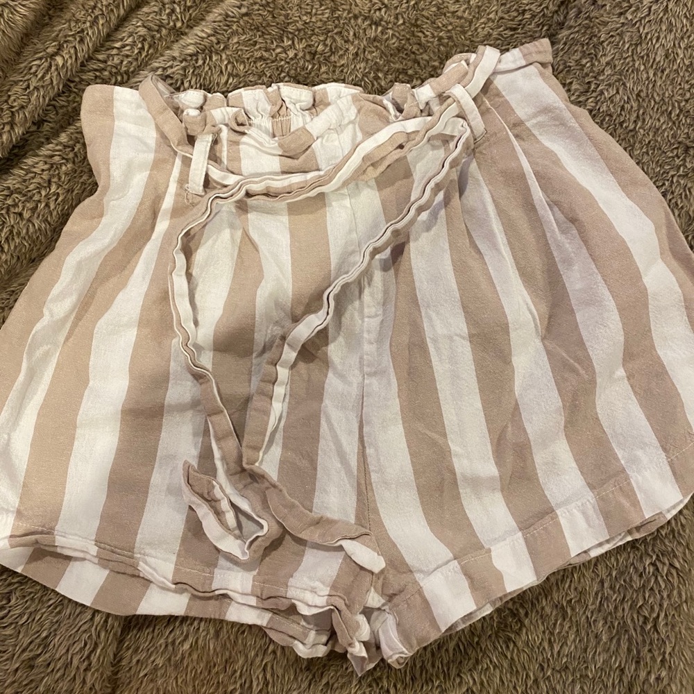 Paper bag shorts